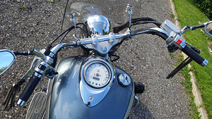 Yamaha mootorratas (7 foto / 7)
