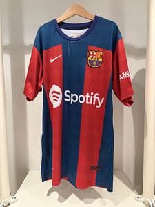Barcelona jersey. Gavi,pole originaal (1 foto / 3)