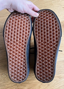 Vans Old Skool nahast tossud (5 foto / 5)