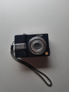 Fotoaparaat LUMIX DMC-LS80 (1 foto / 2)