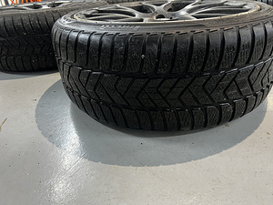 Pirelli 225 40 18