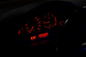 BMW 320 2.0 100 kw 2001 (12 foto / 12)