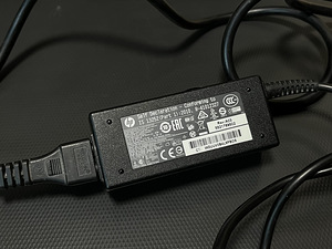 HP 250 G4 (8 foto / 8)