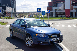 Audi A4 B7 1.8T + LPG (1 foto / 10)