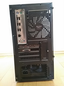 Xeon E5-2676/X99/32GB RAM/SSD 512GB/Radeon RX 470 8GB (6 foto / 10)