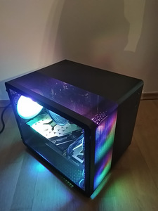 Ryzen 5 8400F/B650M/16GB RAM/SSD 1000GB/RX 5700XT 8GB (1 foto / 10)