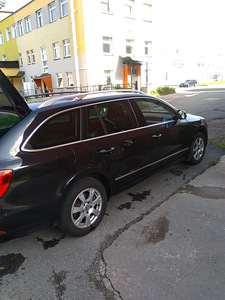 Škoda Superb 4x4 2.0 tdi 103kw DSG (8 foto / 15)