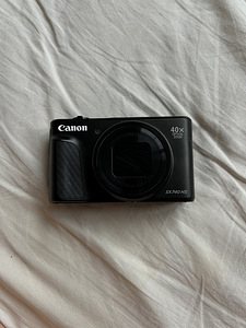 Canon PowerShot SX740 HS (2 foto / 5)