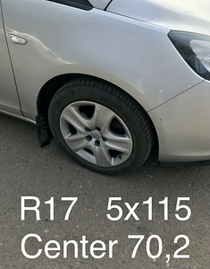 Opel OEM R17 5x115 center 70,2 mm (1 foto / 4)