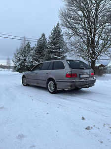 BMW 525 120kw (2 foto / 5)