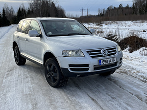 Vw toureg 5.0 v10 (1 foto / 5)