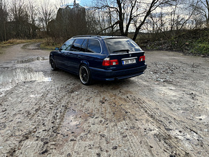 BMW 530d (4 фото из 7)