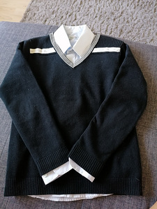 Пуловер и рубашка, 134