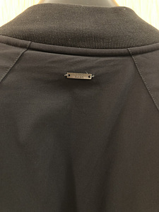 Hugo boss (3 фото из 4)