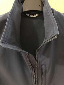 Helly Hansen (4 фото из 4)