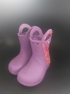 Резиновые сапоги Crocs C7 (2 фото из 3)