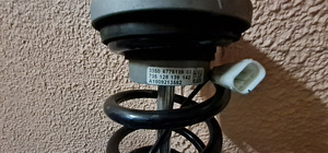 BMW 5,7 F01,F02,F10 tagumine parem, vasak amort (2 foto / 3)