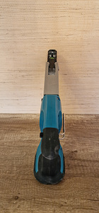M/VAkulindikruvikeeraja Makita DFR550ZX1 (3 foto / 6)