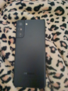 Samsung S21+5G (2 foto / 4)