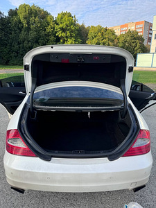 Mercedes Benz CLS 320 W219 (11 foto / 14)