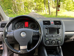 Volkswagen Golf 5 2.0 tdi (5 foto / 8)