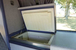 Volkswagen T4 California (12 foto / 12)