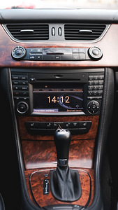 Mercedes-Benz CLS 320cdi 2008 (8 foto / 10)