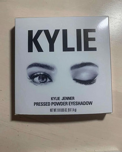 Kylie cosmetics lauvärvipalett