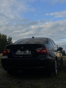 BMW 320i 2005 110kw manuaal (4 foto / 15)