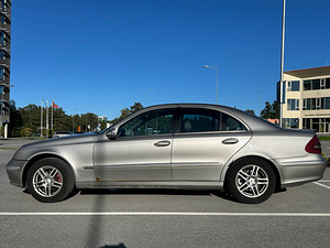 Mercedes-Benz W211 E220 CDI Avantgarde, 2005 (5 foto / 15)