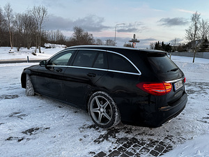 Mercedes-Benz C220d AMG Burmester (4 foto / 15)