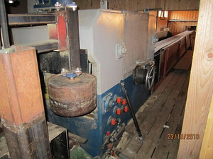 Mec Saw 1200 Pelkkasaha 4 terää aasta 2002. Mec Saw 750 Jako (8 foto / 10)