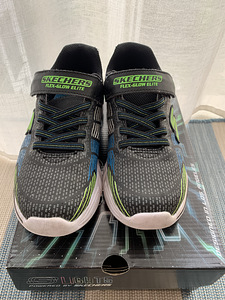 Sketchers 36 (3 foto / 4)