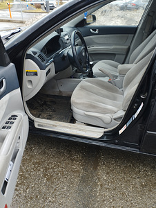Sonata Hyundai 2.4 manual (7 foto / 9)