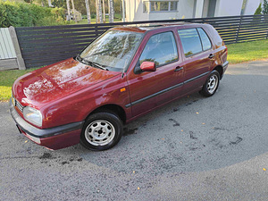 VW Golf Mk3 1993 1,8 66kw (3 foto / 12)