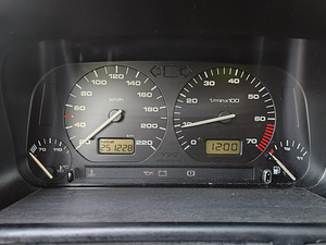 VW Golf Mk3 1993 1,8 66kw (12 foto / 12)