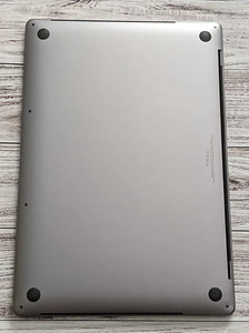 MacBook Pro 16" A2141 (Touch Bar 2019)Core i9 2.4/32/500/Pro (4 foto / 7)