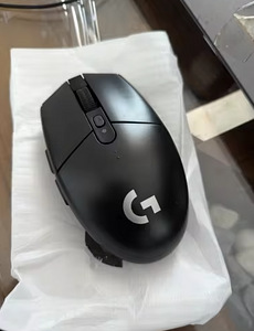 Mänguhiir Logitech G304 (Kohaletoimetamine) (1 foto / 2)