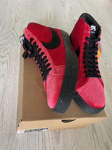 Nike SB Zoom Blazer Mid ISO RED (3 foto / 4)