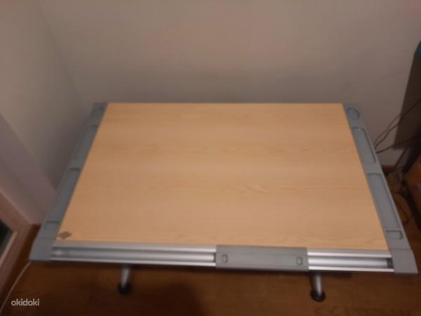Comf-pro Эргономичный стол для детей (фото #2)