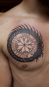 Tätoveeringud Aum Tattoo Studio (10 foto / 10)