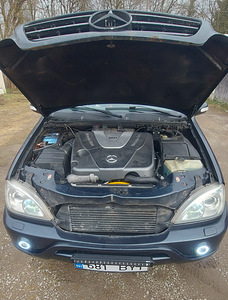 MERCEDES BENZ ML 400CDI (10 foto / 10)