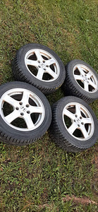 Honda 5x114.3 . 16" valuveljed koos naastrehvidega 205/55R16 (1 foto / 3)