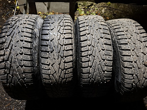 BMW e39 5x120 valuveljed 15" koos naastrehvidega 195/65R15 (5 foto / 6)