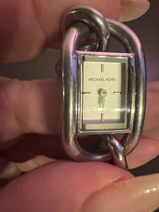 Kellad Michael Kors (9 foto / 10)