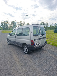 Auto Citroen Berlingo (4 foto / 15)
