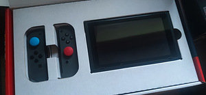 Продаю Nintendo switch (3 фото из 4)