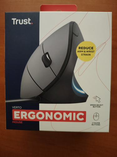 Hiir TRUST Ergonomic + mouse pad