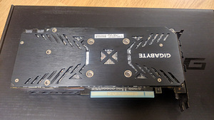 GIGABYTE AMD Radeon R9 390 G1 GAMING (3 foto / 3)