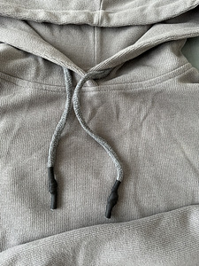 Спортивный костюм (2 фото из 6)